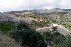 bei/near Elos
