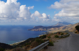 bei/near Sfinari
Akrotiri Papamouri - Ormos Sfinari
Nisos Pontikonisi
Mount Gramvousa