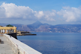 Seafront
Narual History Museum
Mount Stroumpoulas 
Linoperamata
